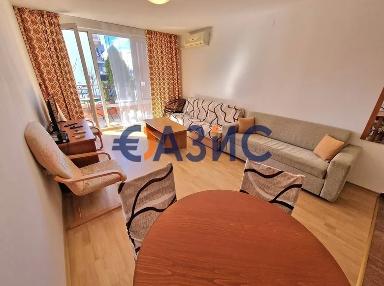 Квартира 2 комнаты 71 м² Святой Влас, Болгария
