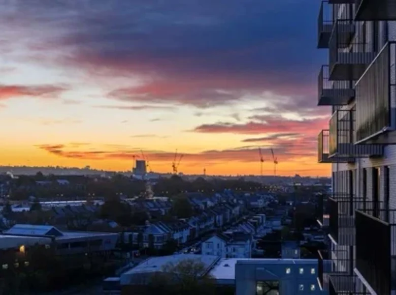 Mieszkanie 2 pokoi 67 m² Londyn, Wielka Brytania