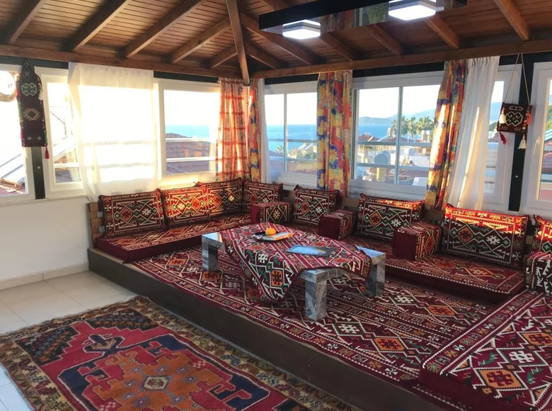 Villa 7 chambres 330 m² Mahmutlar, Turquie