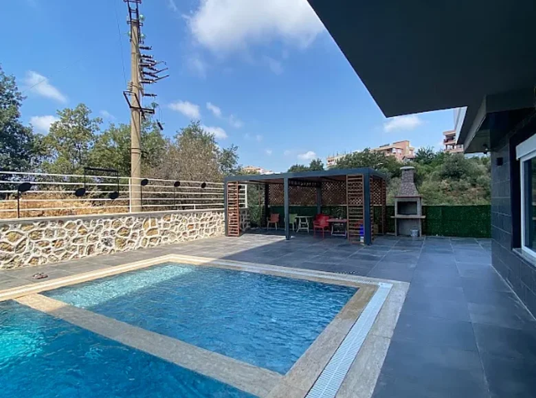 Mieszkanie 2 pokoi 55 m² Alanya, Turcja