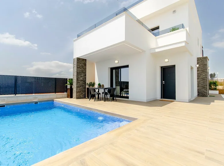 3 bedroom villa 118 m² Entrenaranjos, Spain