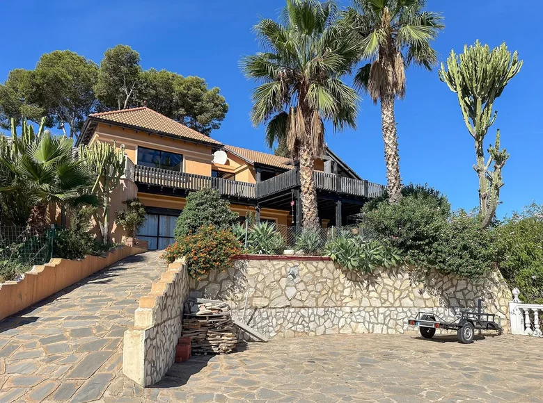 6 bedroom villa 296 m² Mijas, Spain