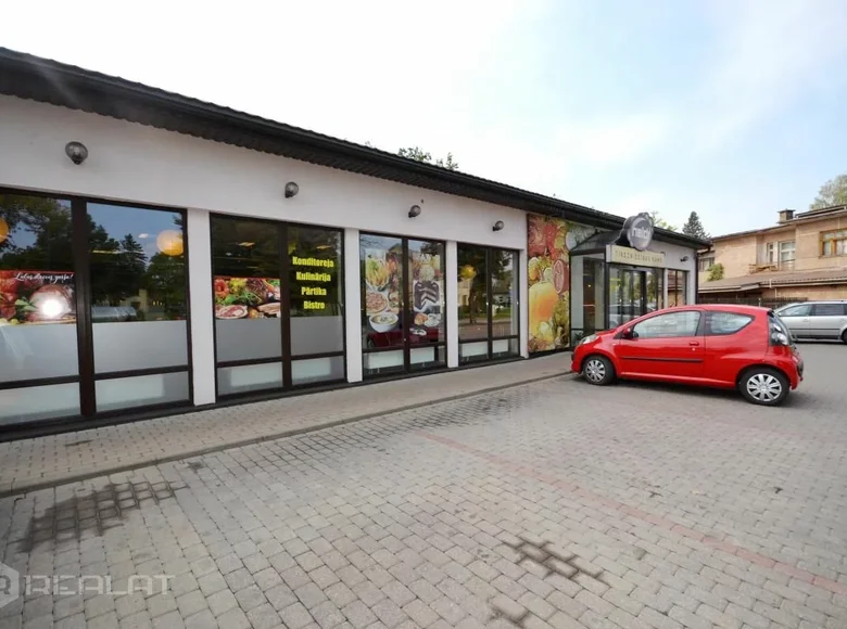 Commercial property 740 m² in Valmiera, Latvia