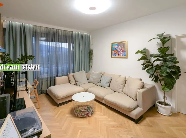 Apartment 83 m² Sofia, Bulgaria
