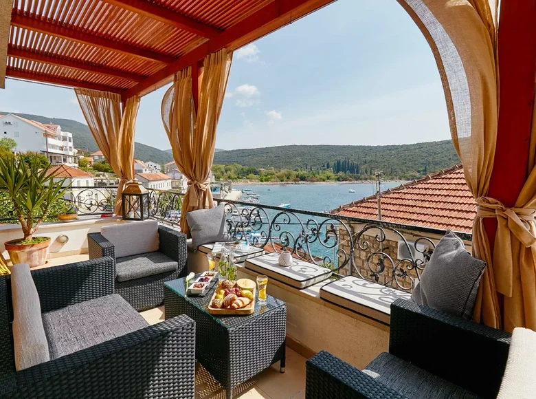 Apartamento 4 habitaciones 265 m² Pobrde, Montenegro
