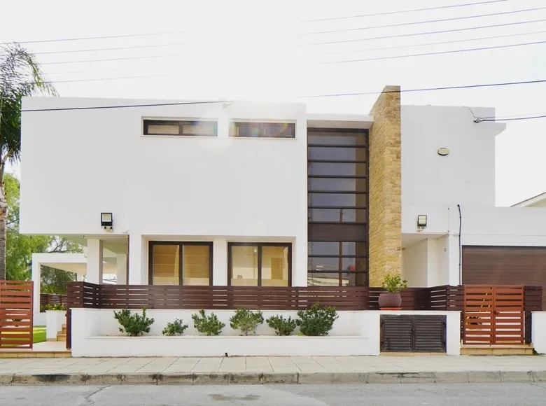 Haus 4 Schlafzimmer 363 m² Larnaka, Zypern