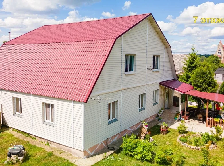 Casa de campo 229 m² Kalodziscanski selski Savet, Belarús