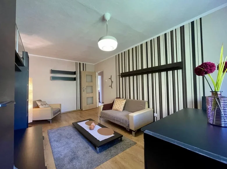 2 room apartment 45 m² Lodz, Poland