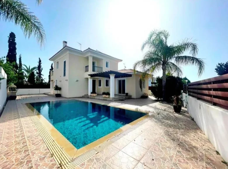 3 bedroom house 150 m² Pervolia, Cyprus