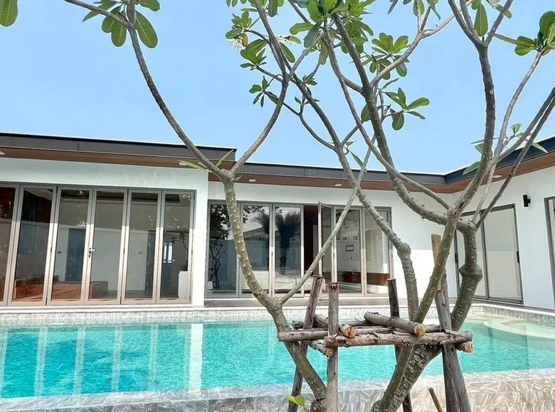 4-Zimmer-Villa 330 m² Phuket, Thailand