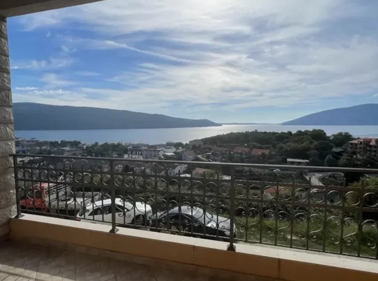 Villa 240 m² Zelenika-Kuti, Monténégro