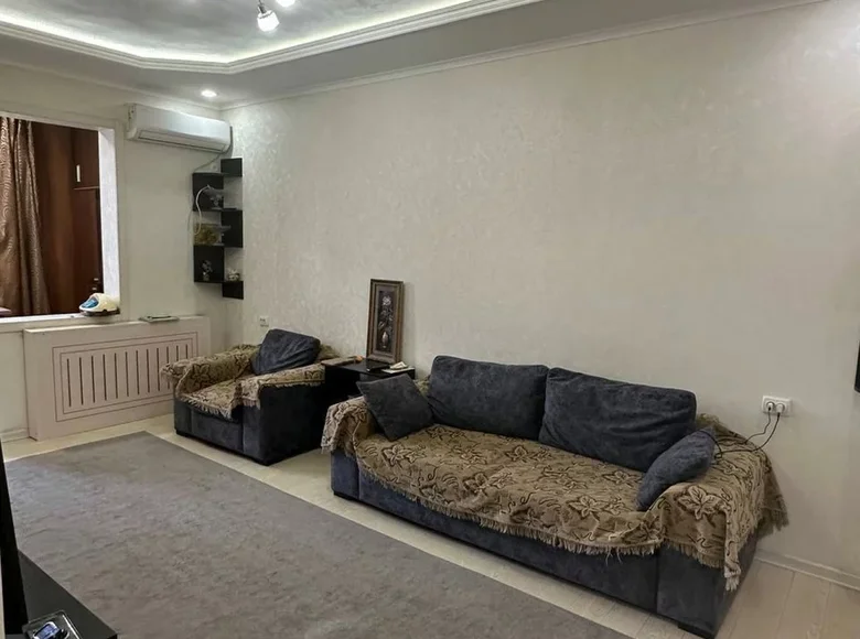 Kvartira 4 xonalar 68 m² Toshkentda