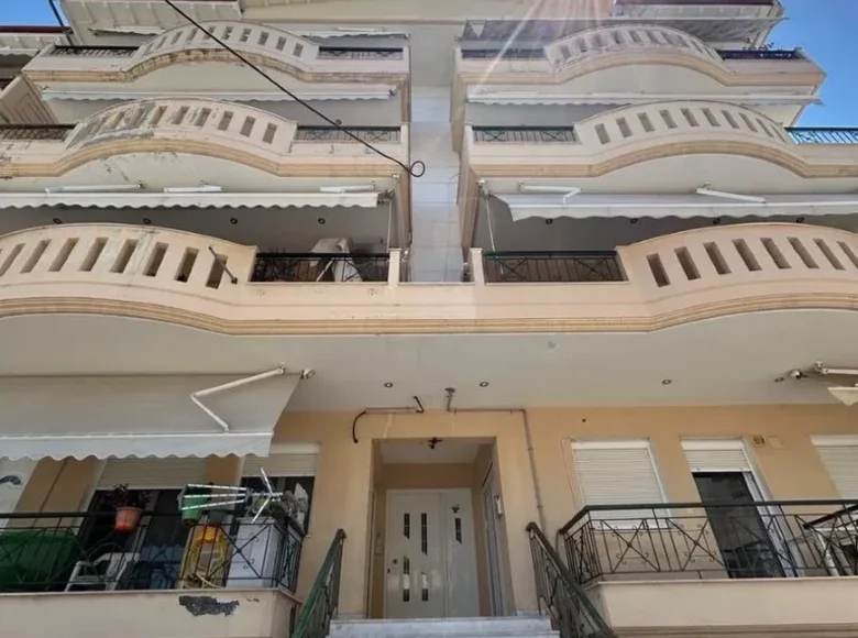 3 bedroom apartment 100 m² Nea Kallikrateia, Greece