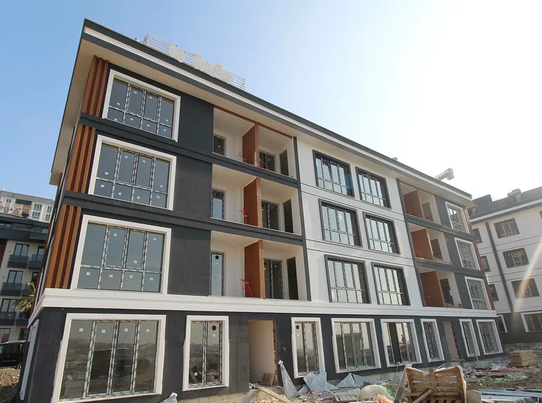 Dúplex 7 habitaciones 265 m² Beylikduzu, Turquía