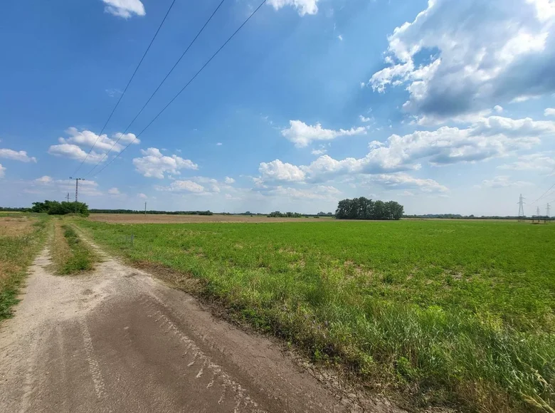 Grundstück 480 000 m² Oerkeny, Ungarn