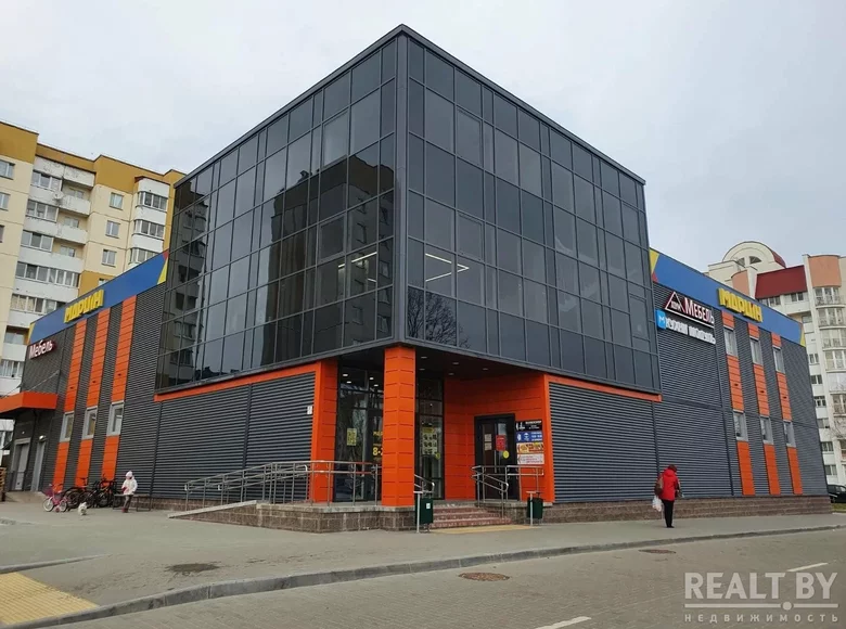Shop 37 m² in Zhodzina, Belarus