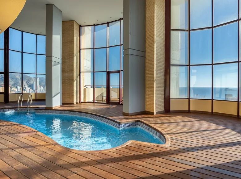 Wohnung 2 Schlafzimmer 220 m² Benidorm, Spanien