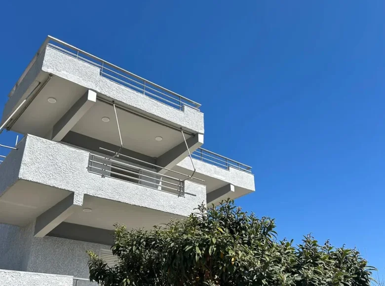 Квартира 4 комнаты 122 м² Limenas Markopoulou, Греция