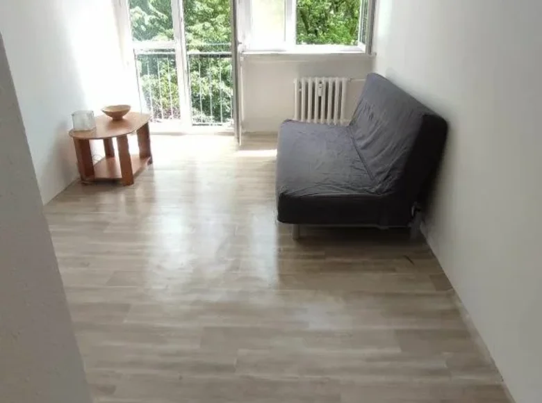 Mieszkanie 3 pokoi 54 m² w Wrocław, Polska