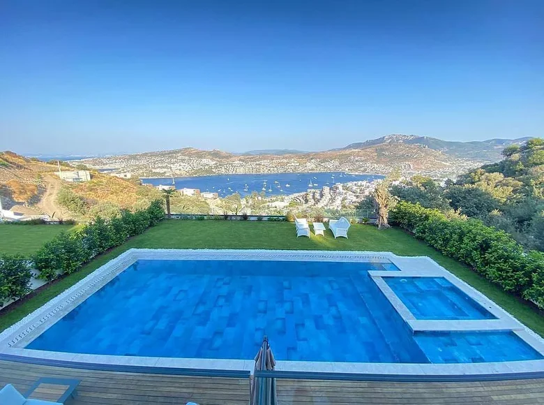 Villa de 4 habitaciones 300 m² Gundogan, Turquía