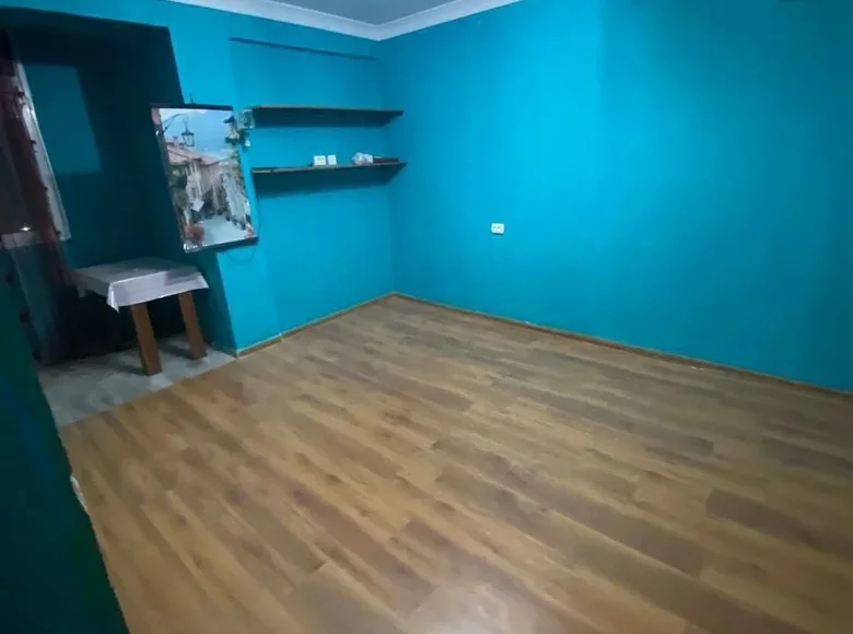 Kvartira 1 xona 33 m² Toshkentda