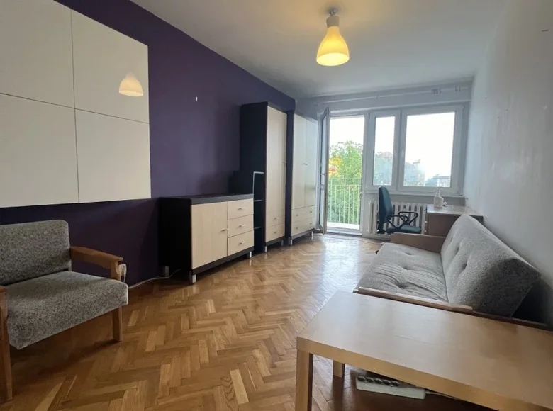 Mieszkanie 3 pokoi 47 m² Poznań, Polska