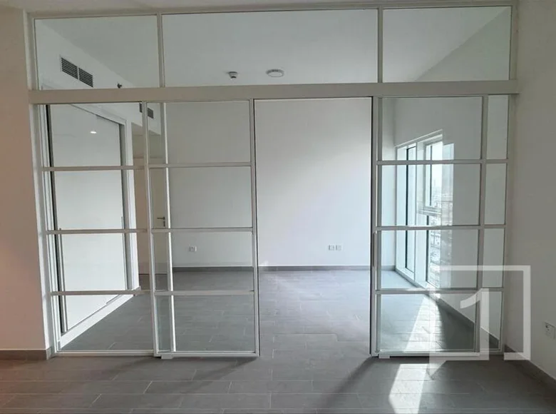 2 bedroom apartment 735 m² Dubai, United Arab Emirates