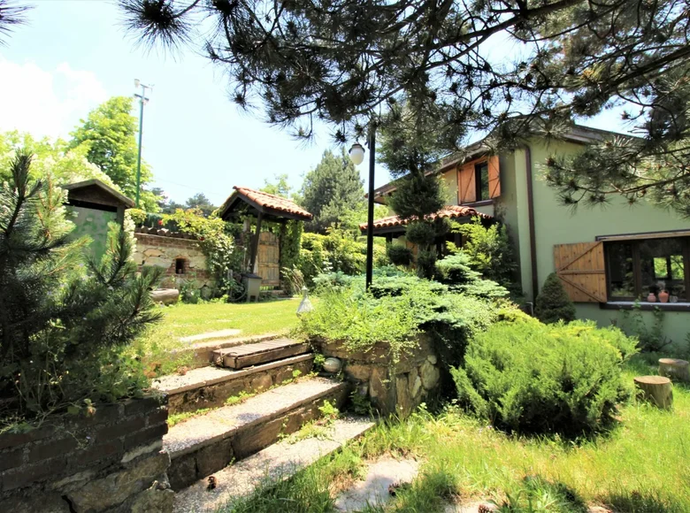 2 bedroom bungalow 450 m² Niluefer, Turkey