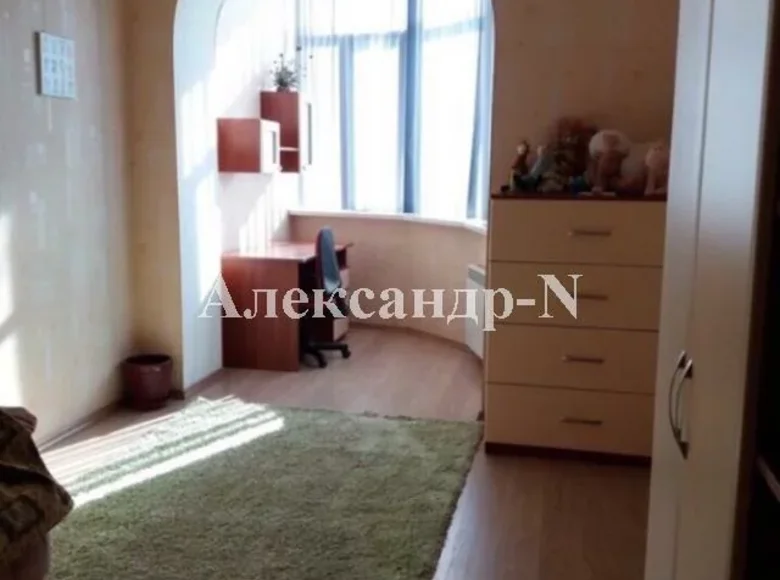 Mieszkanie 2 pokoi 93 m² Odessa, Ukraina