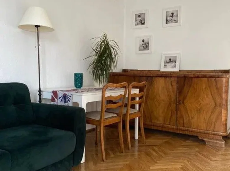 Mieszkanie 3 pokoi 68 m² Warszawa, Polska