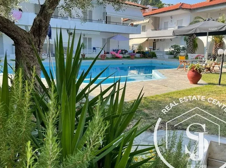 2 bedroom apartment  Pefkochori, Greece