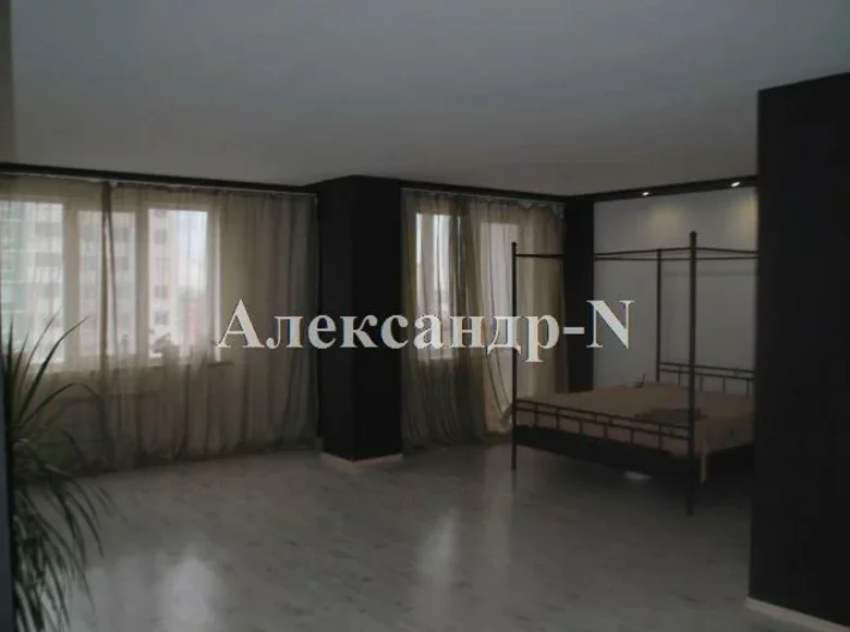 Mieszkanie 2 pokoi 81 m² Siewierodonieck, Ukraina