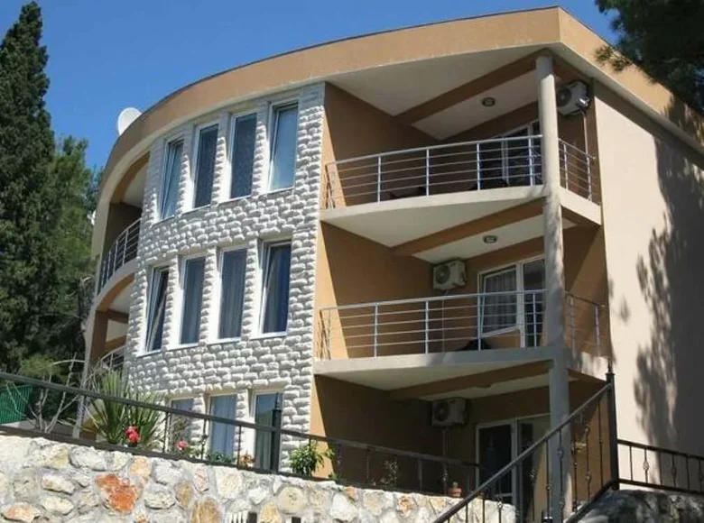 Villa 8 bedrooms 420 m² Susanj, Montenegro
