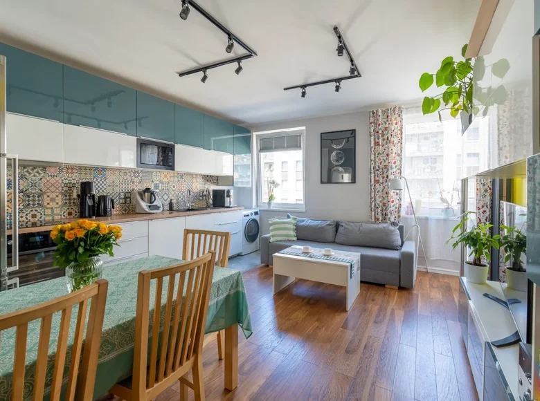 Mieszkanie 3 pokoi 56 m² Kraków, Polska