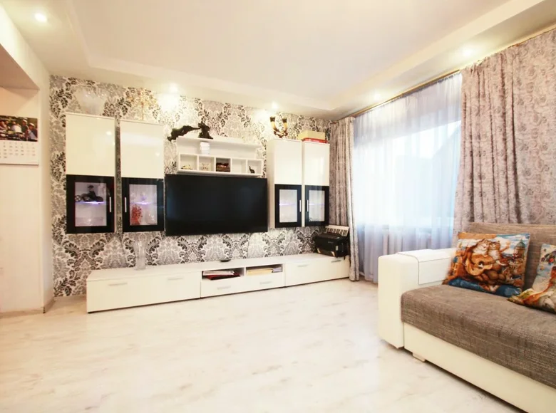 5 bedroom house 1 579 m² Livani, Latvia
