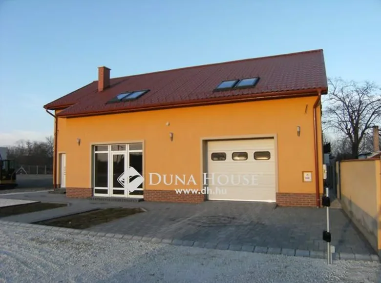 Commercial property 5 187 m² in Kecskemeti jaras, Hungary