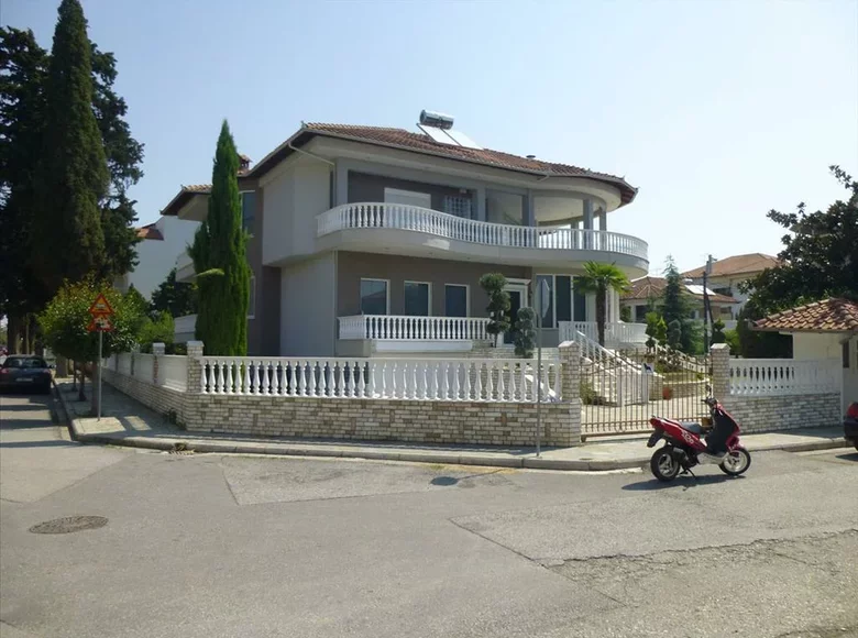 Villa 7 chambres 350 m² Katerini, Grèce