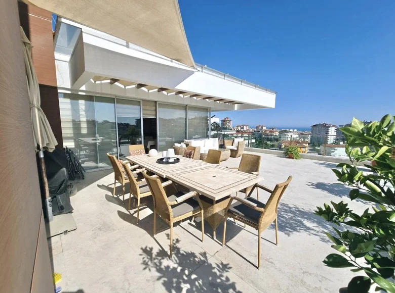 Mieszkanie 4 pokoi  Alanya, Turcja