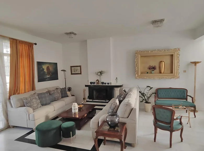 Дом 4 спальни 324 м² Лакатамия, Кипр