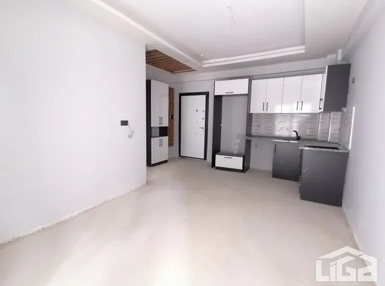 Apartamento 3 habitaciones 80 m² Erdemli, Turquía