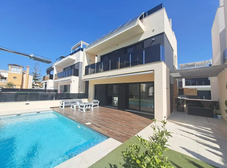 3-Schlafzimmer-Villa 111 m² Orihuela, Spanien