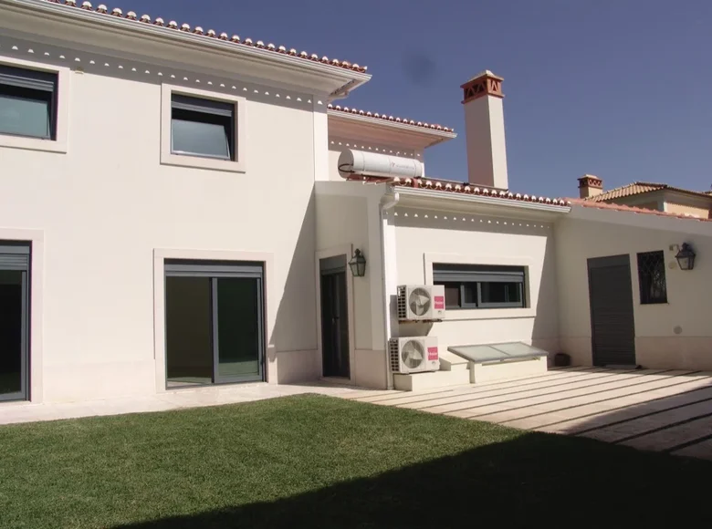 4 bedroom Villa  Lisbon, Portugal