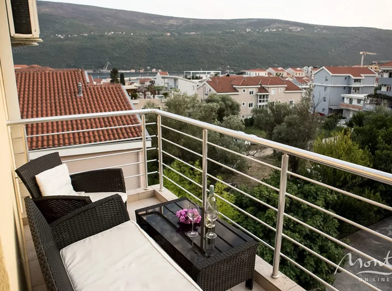 Appartement 2 chambres 82 m² Herceg Novi, Monténégro