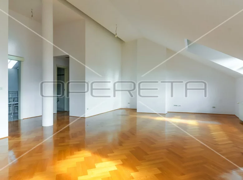 Wohnung 4 Zimmer 117 m² Zagreb, Kroatien