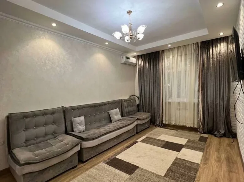 Kvartira 1 xona 28 m² Toshkentda