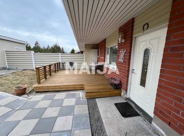 Mieszkanie 4 pokoi 93 m² Uusikaupunki, Finlandia