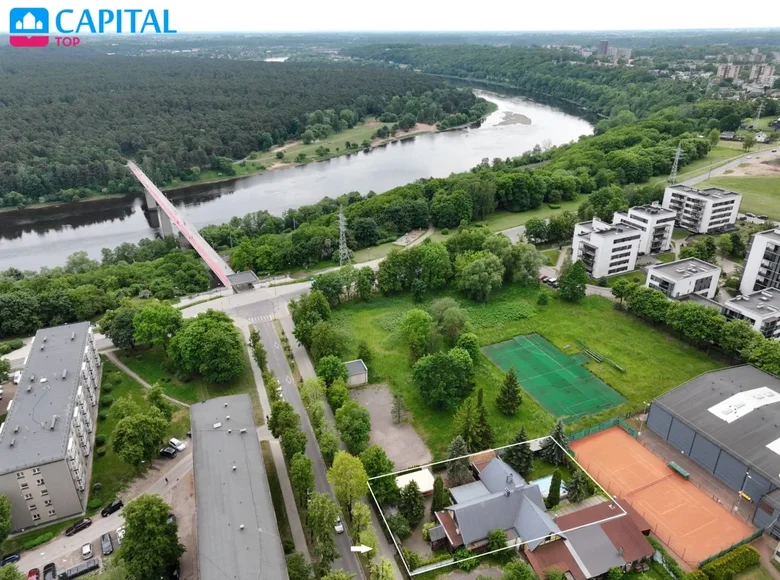 Commercial property 430 m² in Kaunas, Lithuania