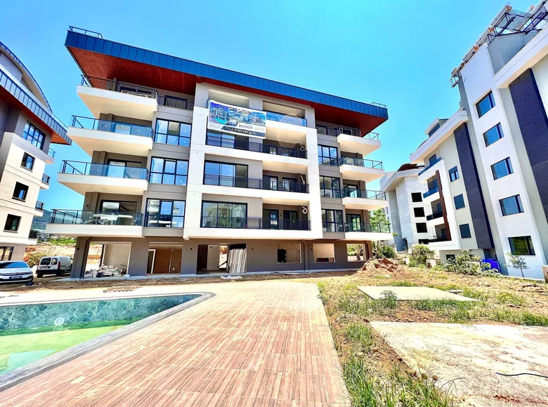 Квартира 1 комната 155 м² Оба, Турция
