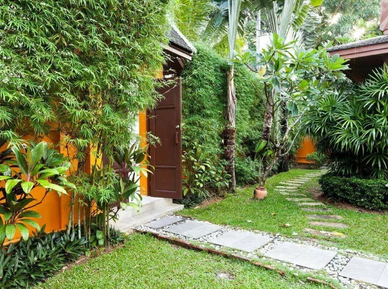 Villa 8 Schlafzimmer 1 000 m² Phuket, Thailand