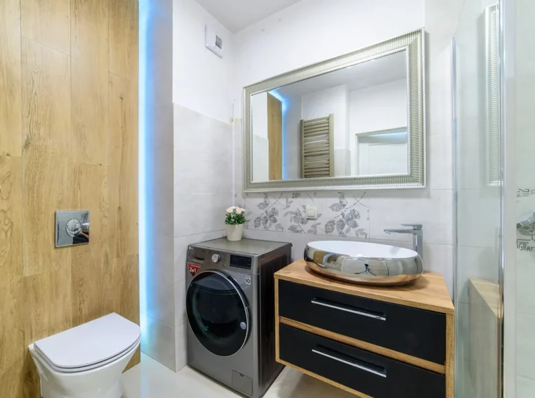 2 room apartment 56 m² Warsaw, Poland